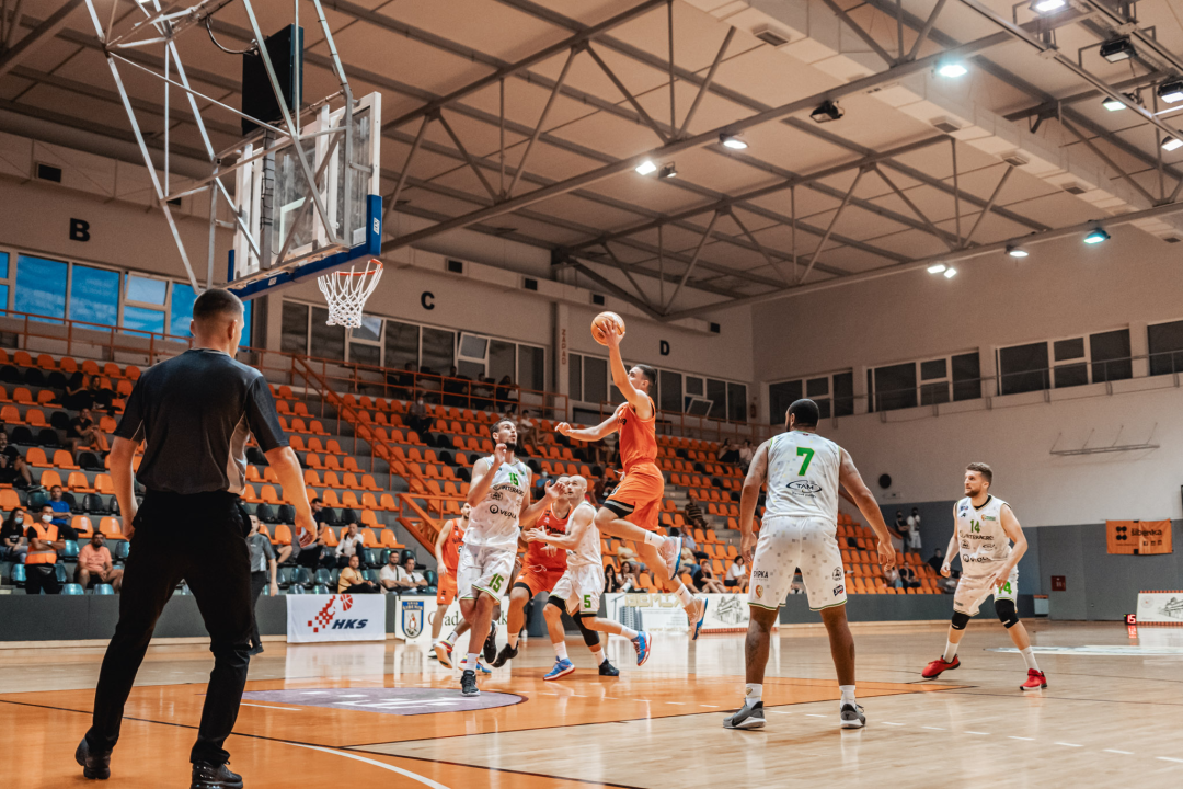 Poraz na startu Alpe Adria Cupa: Patrioti Levice bolje od GKK Šibenke na Baldekinu 