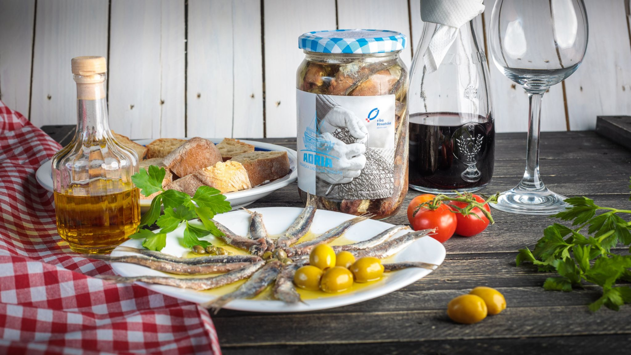 RZ Adria provodi hvalevrijedan projekt  'Zna tribunjska tradicija da je riba delicija' 