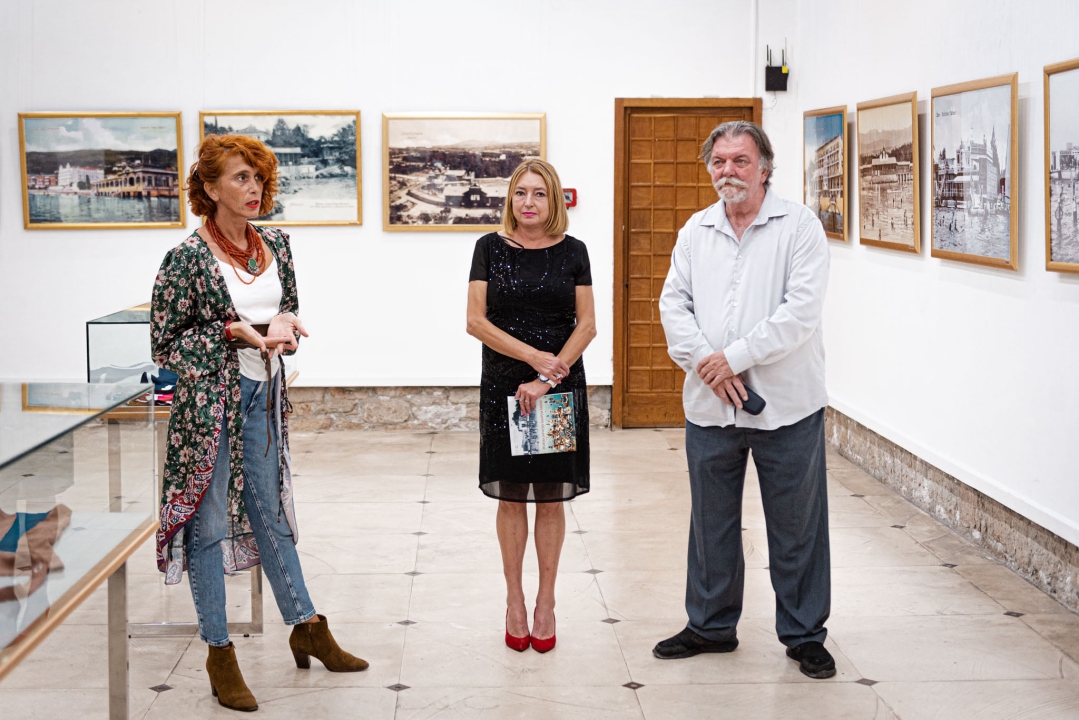  Žene i muškarci prije stotinjak godina morali su se kupati odvojeno, a svi su bili obučeni po posljednjoj čednoj modi