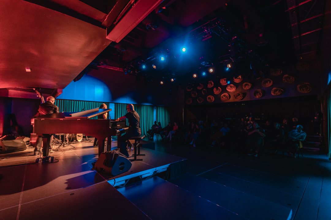 Tamara Obrovac Transadriatic Quartet Šibenčane odveli na jazz etno putovanje