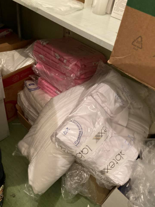 Šibenska ginekologija sada izgleda puno veselije: Stigla nova posteljina kupljena u humanitarnoj akciji dvije Tee