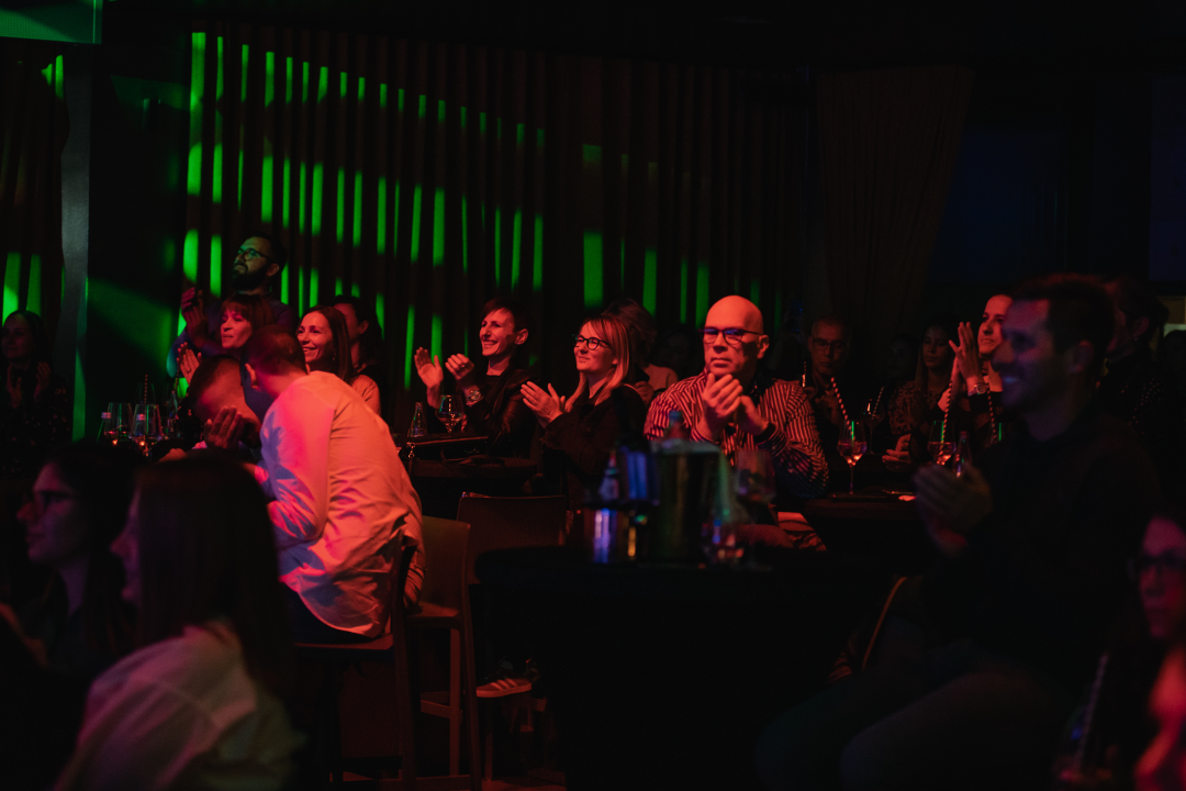 Natali Dizdar u ‘Arsenu’ u suzama otpjevala Arsenovu Zamijenit ću te gorim i proslavila 20 godina karijere