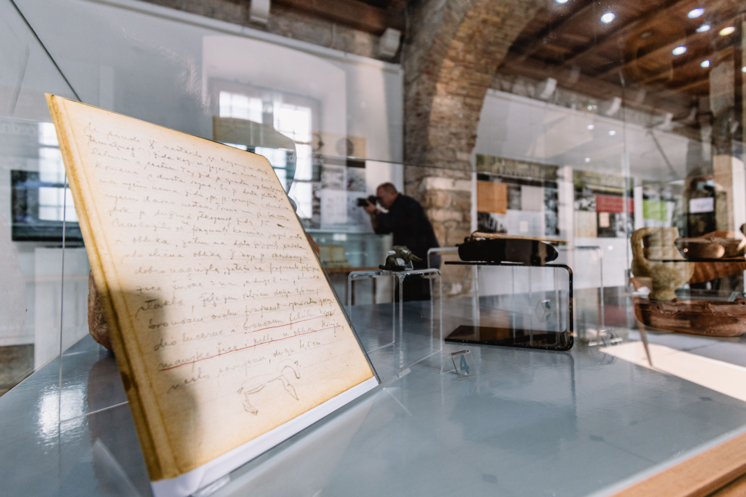 ‘Vlakom prema jugu’: Arheolozi su iz Zagreba vlakom išli do Perkovića pa pješke ili karom do Danila