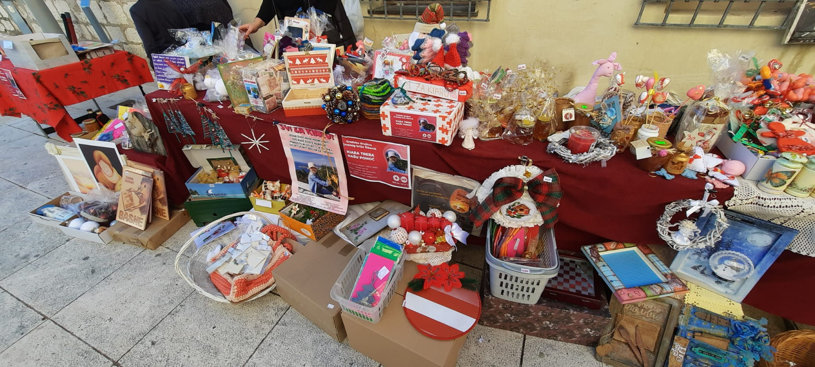 Pogledajte što se nudilo na božićnom sajmu za malu Kiaru: Ako ste propustili ići danas, bit će i nedjelju