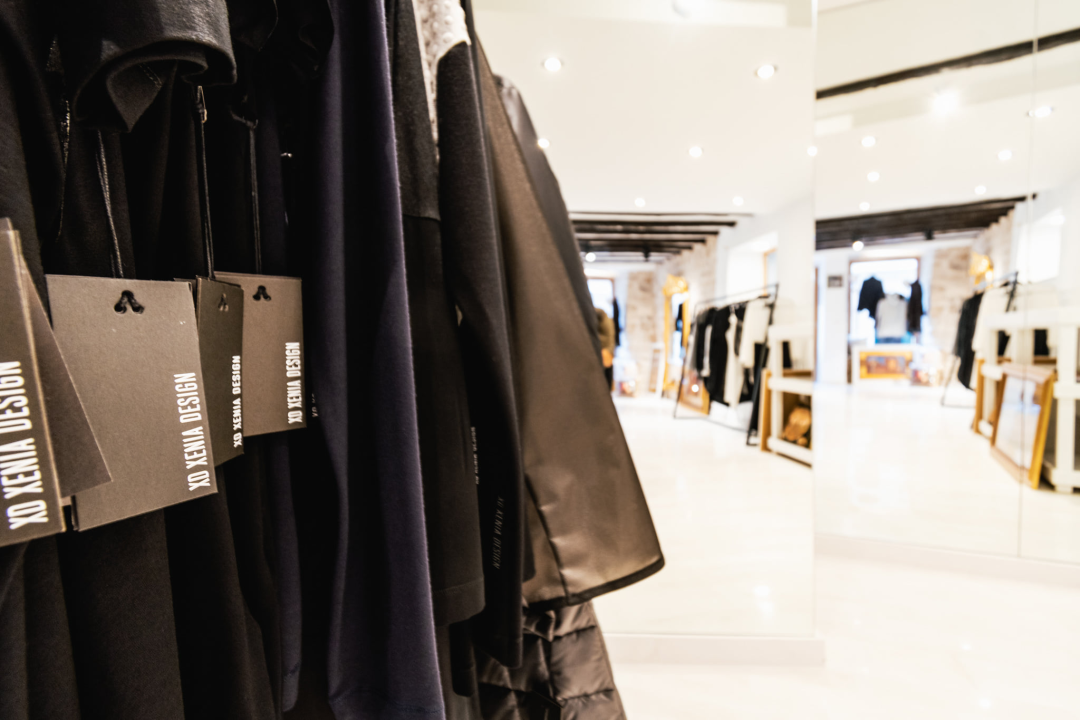 Crni petak u Galeriji Juraj Dalmatinac donosi popuste od 20 posto i posebnu akciju na Berbera i Stipicu!