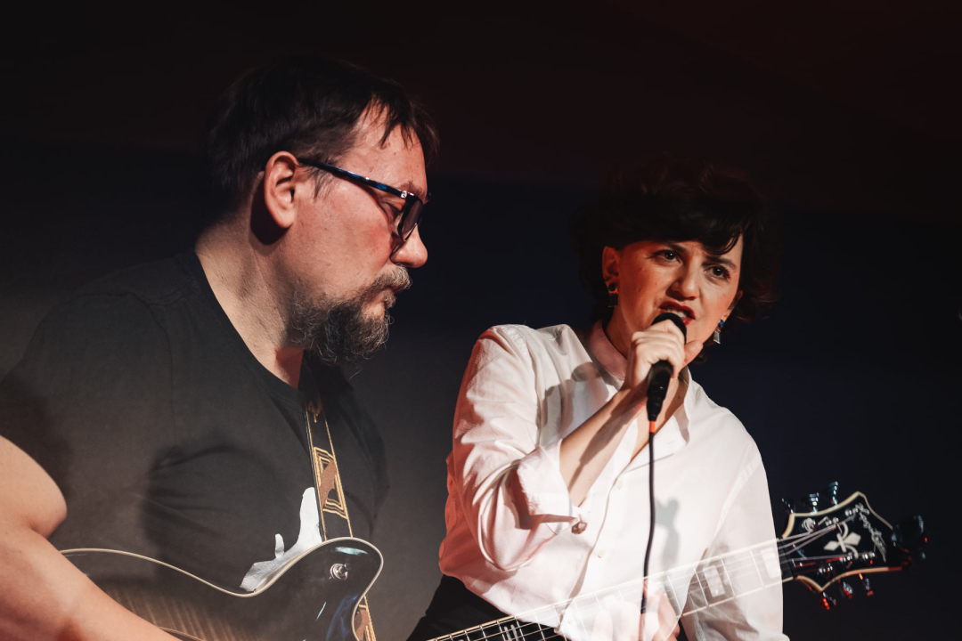 Pozitivne emocije i lijepe uspomene: Maja Posavec i Ivan Kapec oduševili šibensku publiku 