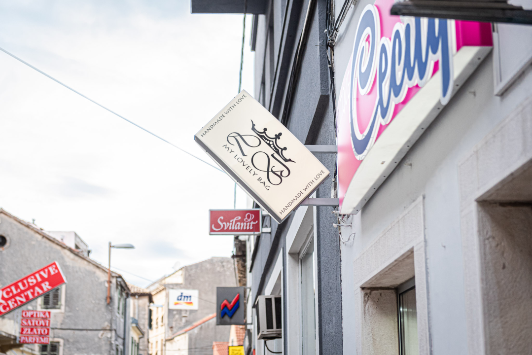 Omiljene torbice My Lovely Bag pronađite u butiku Cecily! 