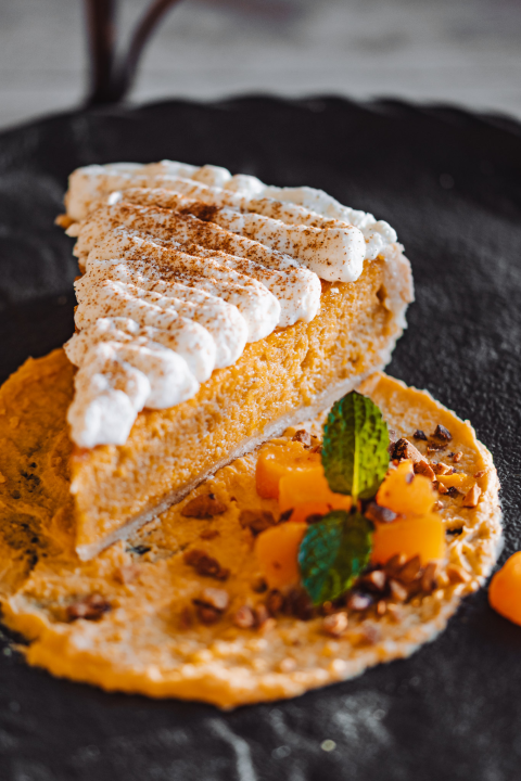 Advent u Arije uz glazbu uživo svakog vikenda donosi odličnu ponudu blagdanskih jela!   