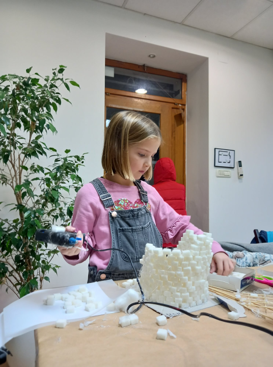 Upišite svoju djecu u radionice Arkki: Gradit će najveće tornjeve, snježne dvorce i svoje skulpture! 