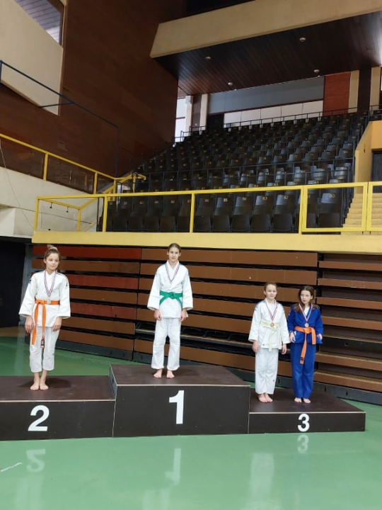 Fantastičan uspjeh: Na božićnom turniru u Splitu šibenski judaši osvojili deset medalja 