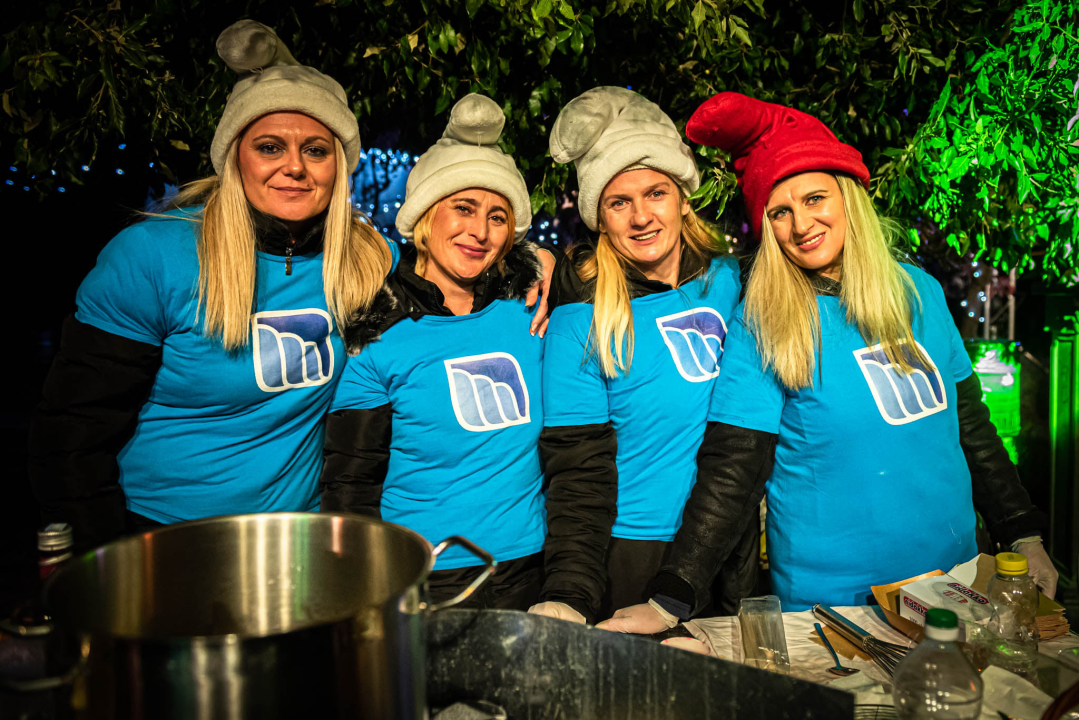 'Grandece od cukra', predvođene popularnom Duki, ispekle najbolje fritule na Frituladi u đardinu 