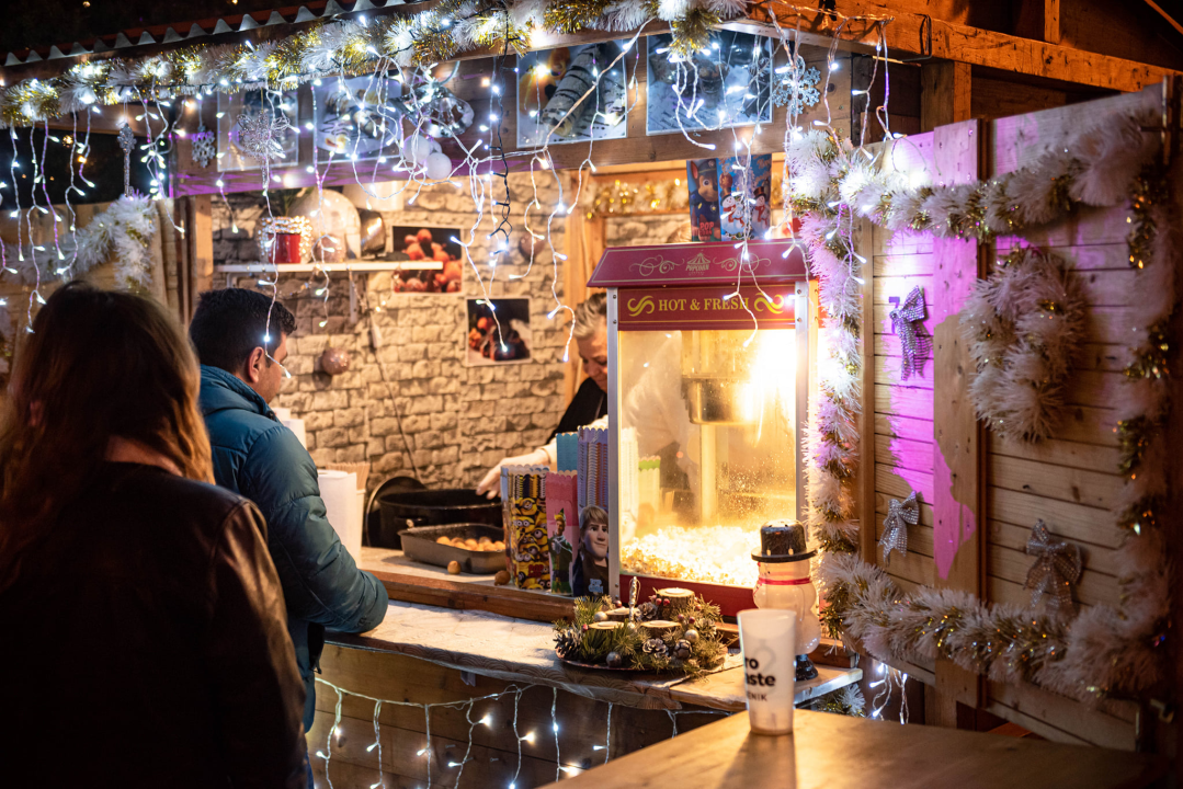 Miro Odak i Lili Gee u đardinu napravili odličnu atmosferu uz rock hitove