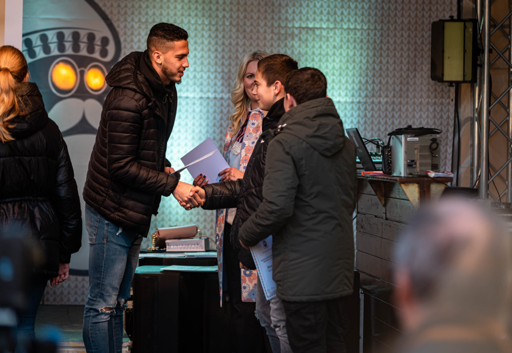 Vaterpolisti Solarisa i košarkašice Šibenika u ekipnoj, a Toni Slavica i Nives Radić u pojedinačnoj konkurenciji 