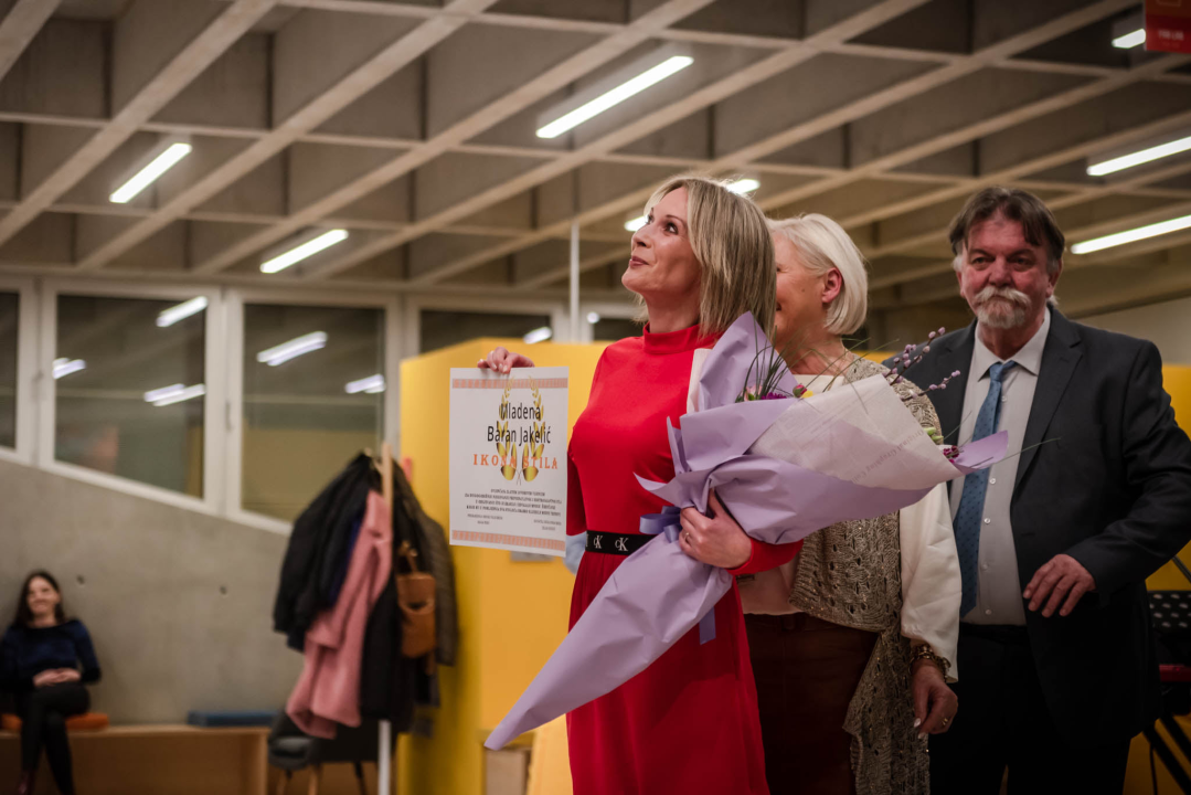 Profesorica violončela Vanja Bošnjak nova je 'Šibenska grandeca': Mladena Baran Jakelić ikona je stila 