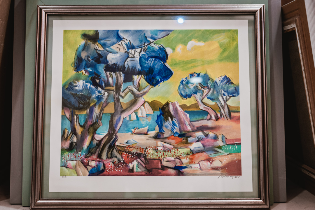 Galerija Juraj Dalmatinac u povodu Dana žena časti popustom na dizajnersku odjeću te Murtićeve i Vežine umjetnine