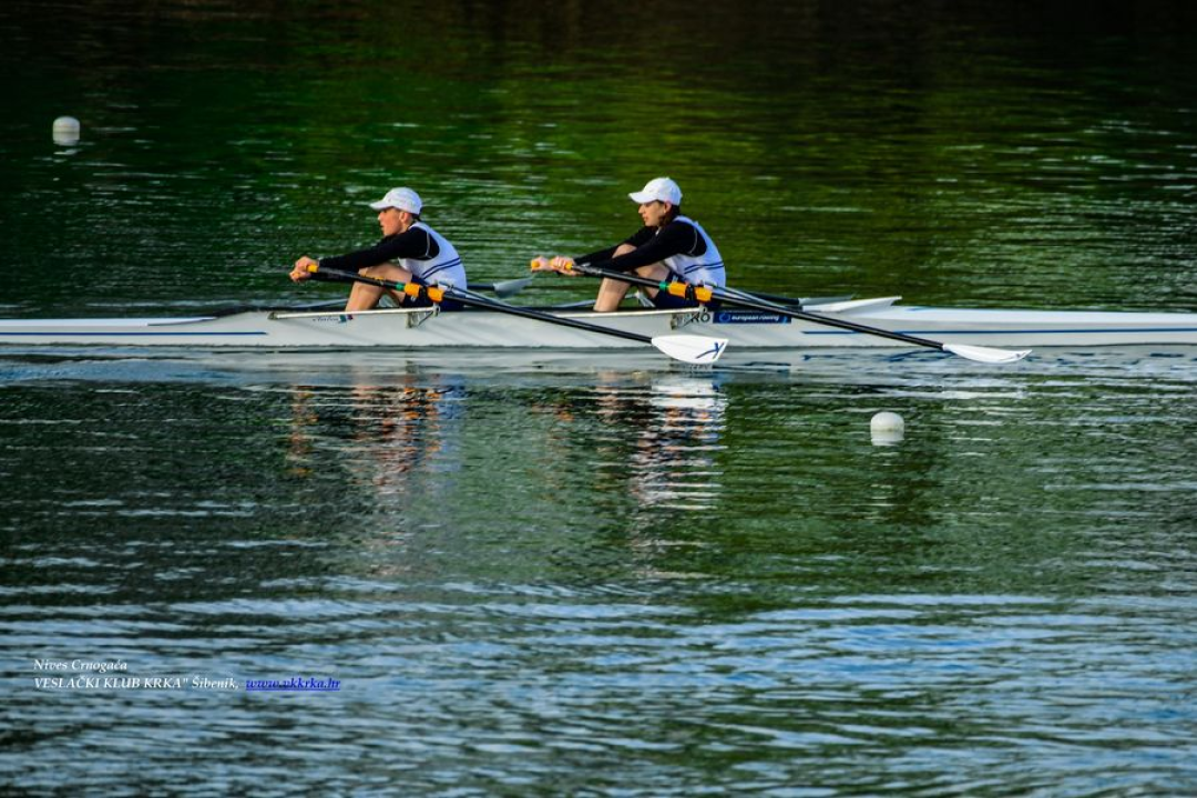 Veslački klub Krka na međunarodnoj regati u Zagrebu osvojio niz medalja