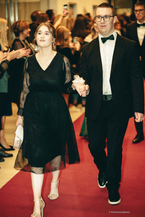 Učenici Medicinske škole u večeri koju će pamtiti do kraja života (1. dio)