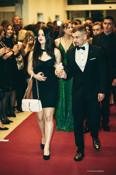 Učenici Medicinske škole u večeri koju će pamtiti do kraja života (2. dio)