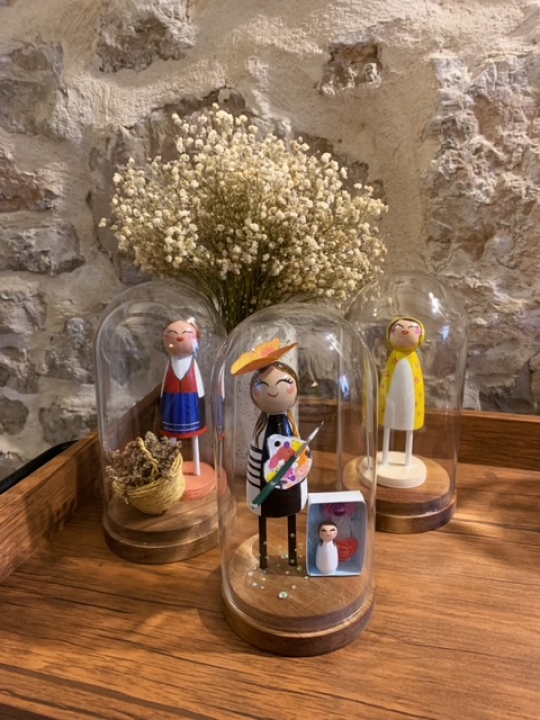 Betinjanka Anđelina ljude pretvara u oslikane čovječuljke, a za sve je 'kriva' bivša šefica