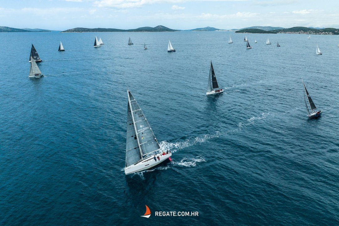 18. Zlarinska regata krstaša: Ukupni pobjednik je posada Gringo 3 iz Zadra