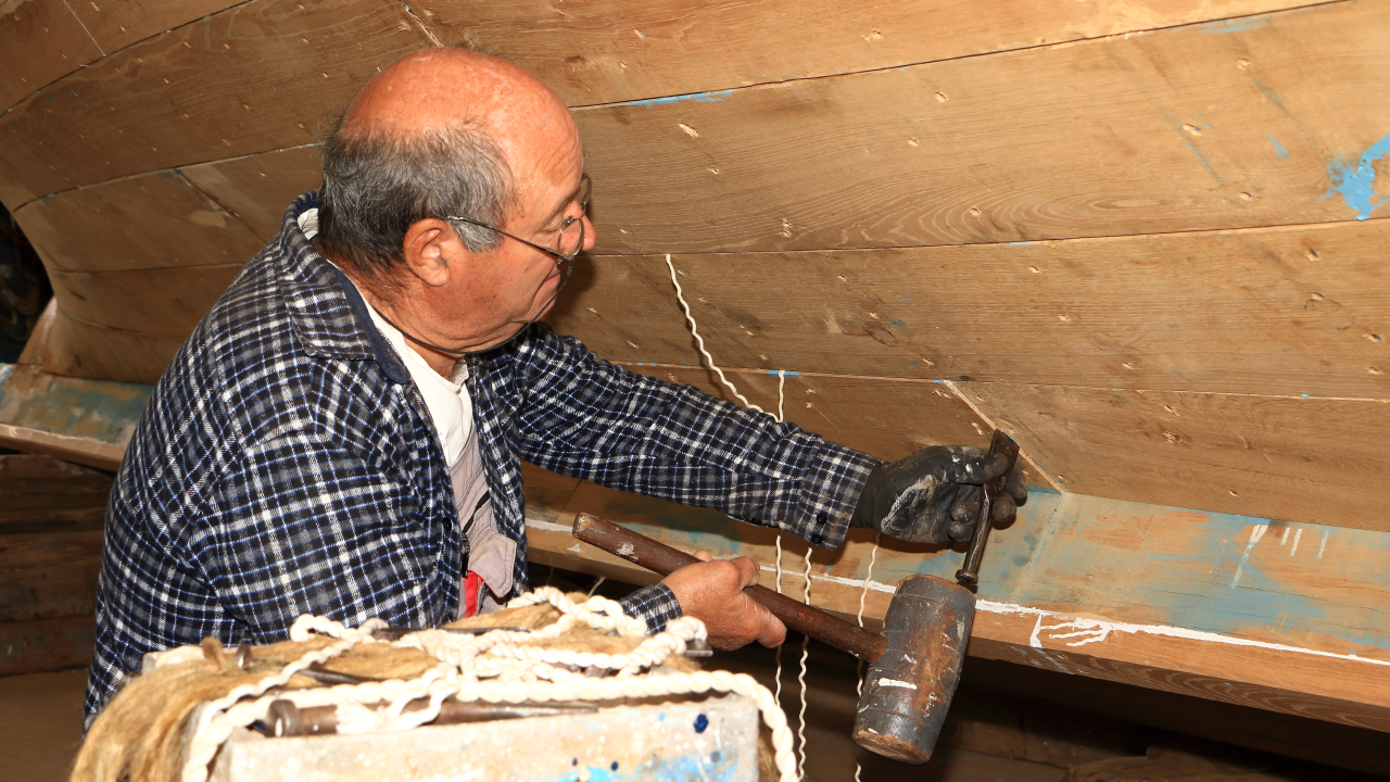 Betina je najpoznatije sjedište vrsnih brodograditelja, a u lipnju organiziraju veliki sajam