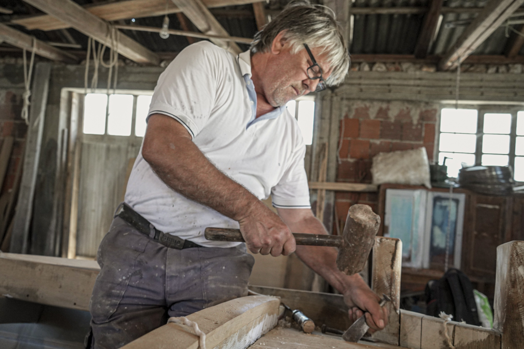 Betina je najpoznatije sjedište vrsnih brodograditelja, a u lipnju organiziraju veliki sajam