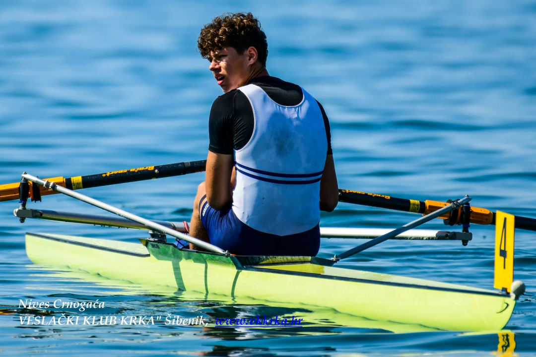 Uspješan vikend: Veslači Krke opet vratove ukrasili medaljama