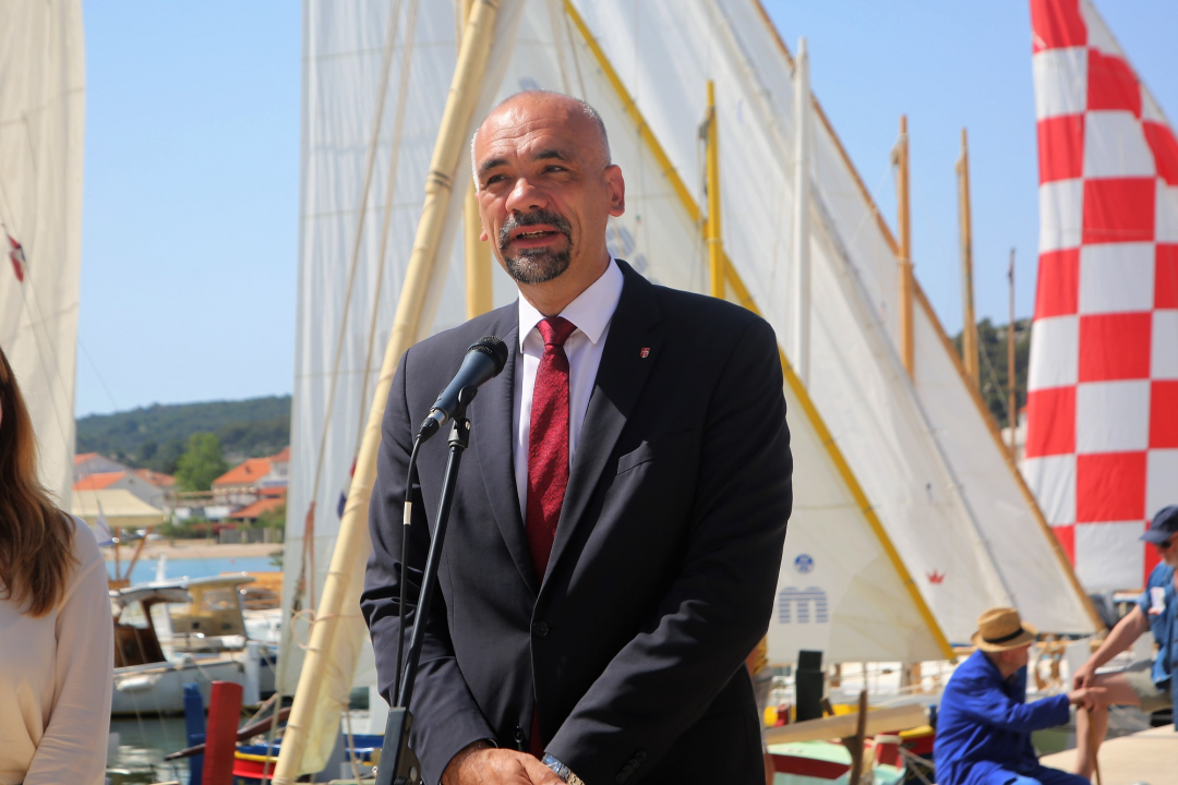 Otvoren Sajam tradicijske drvene brodogradnje: Jelić najavio gradnju flote gajeta za javnu upotrebu