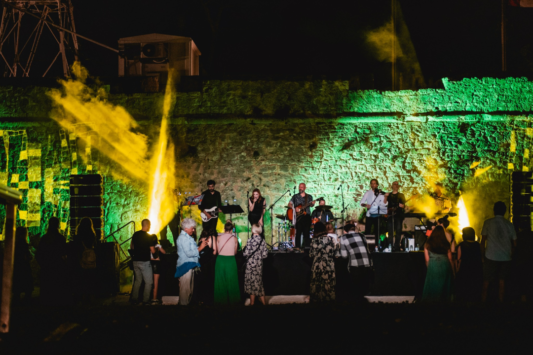 Prvi koncert na sv. Ivanu: Šibenčani uživali u hitovima grupe Pavel