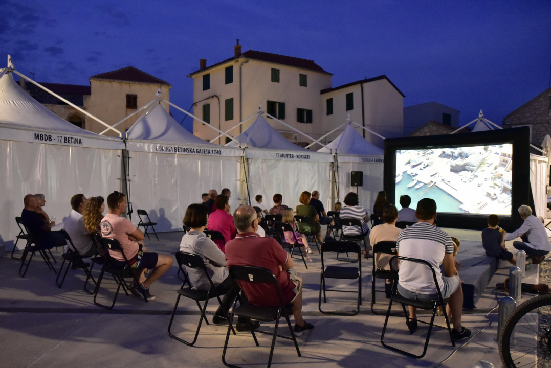 Jedinstveni doživljaj: U Betini održan Sajam tradicijske drvene brodogradnje