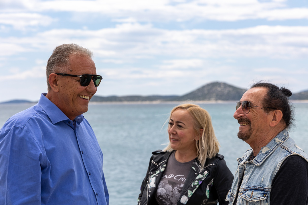 Tradicionalnim izletom brodom 'INA' oko vodičkog akvatorija otvoren je dvodnevni CMC festival