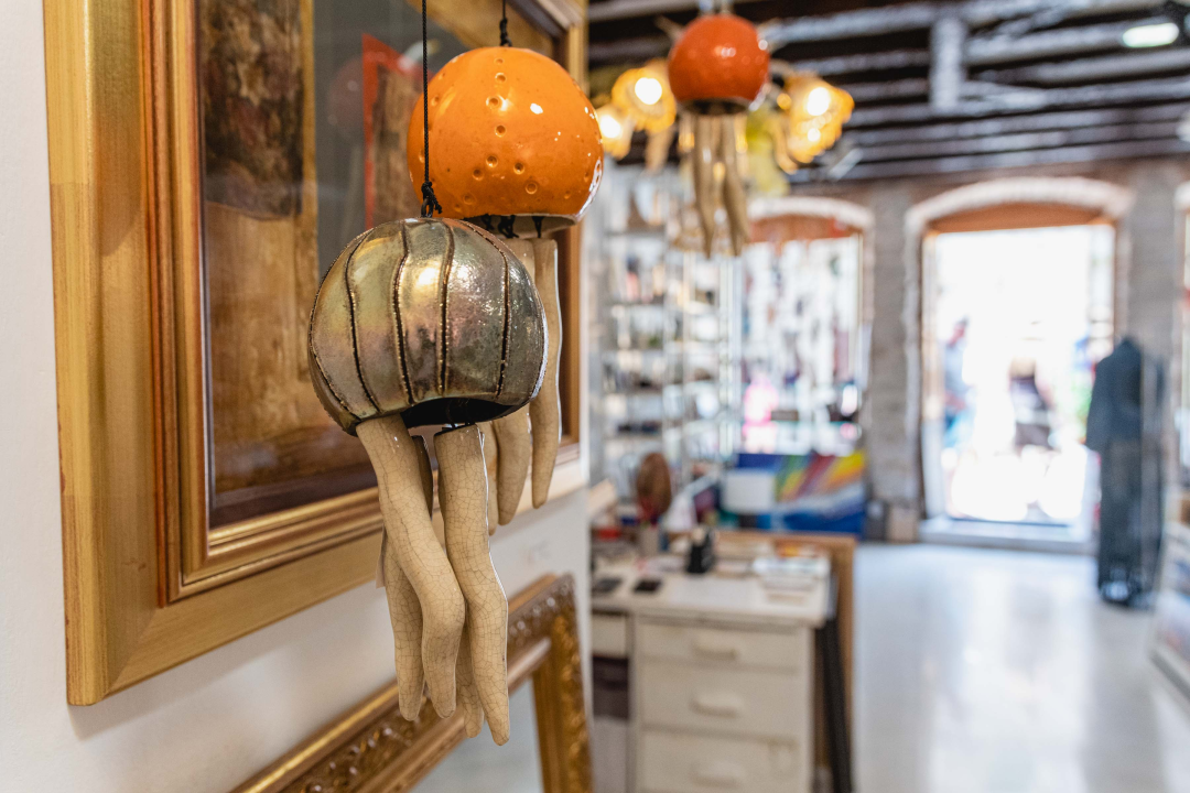 ‘Žena’ i ‘Crkva sv. Barbare’: Ljeto u Galeriji Juraj Dalmatinac donosi promotivne cijene umjetnina