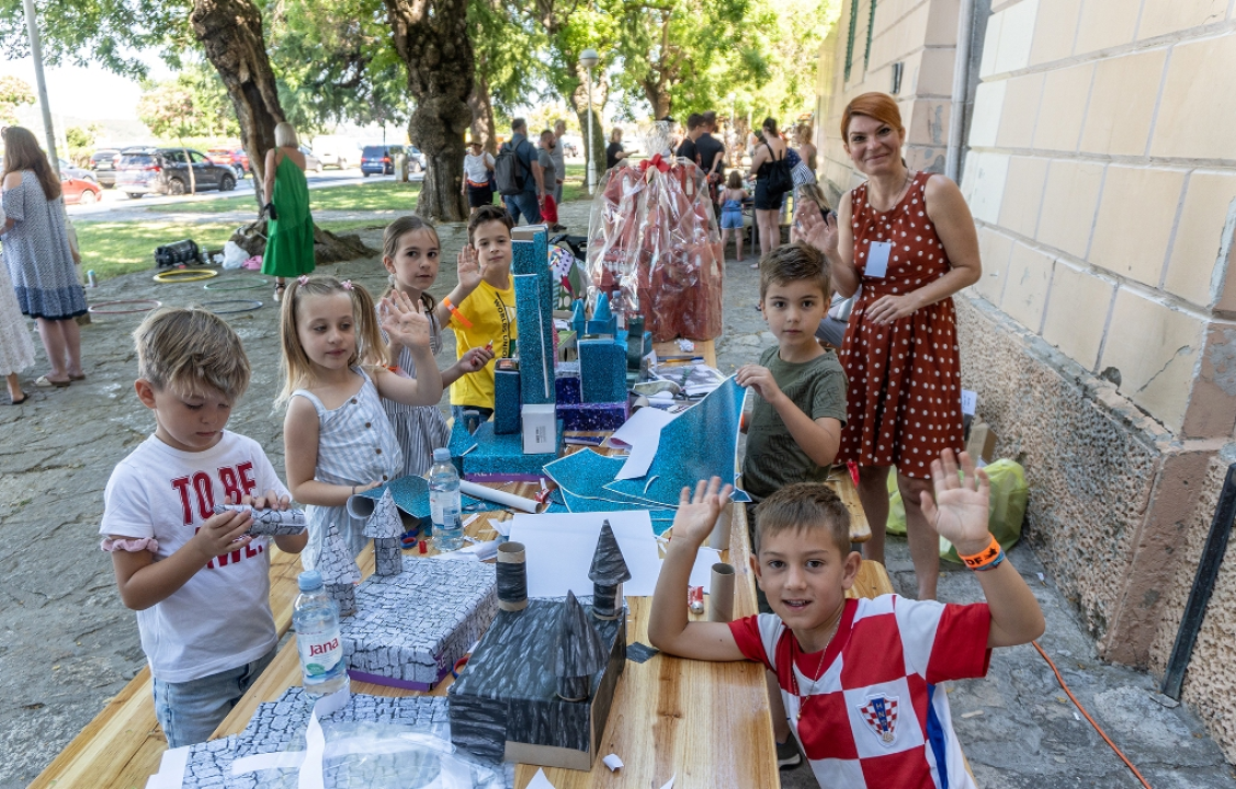 Sve samo ne mirna nedjelja u Šibeniku: U sklopu MDF-a danas od cirkusa do turnira