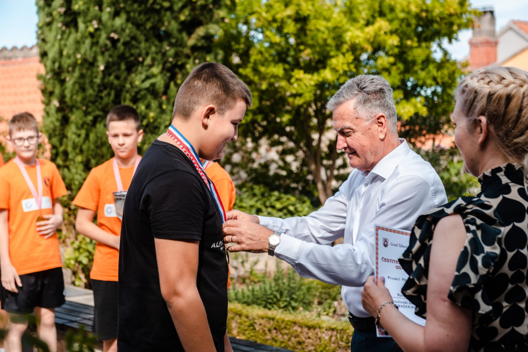 Dodijeljene medalje i priznanja šibenskim sportašima: 'Naravno da smo ponosni na svoj uspjeh' 