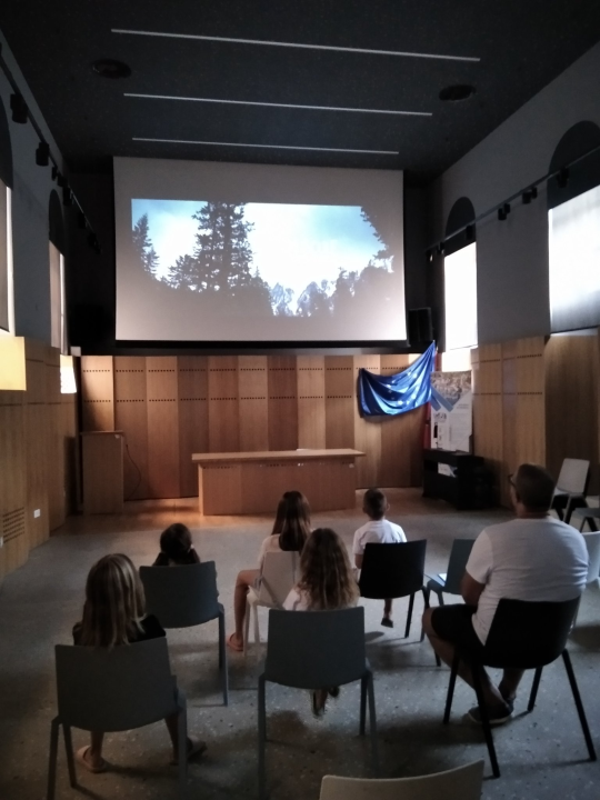 I ovaj mjesec vas u Društvenom centru Grada Skradina očekuju zanimljive radionice!