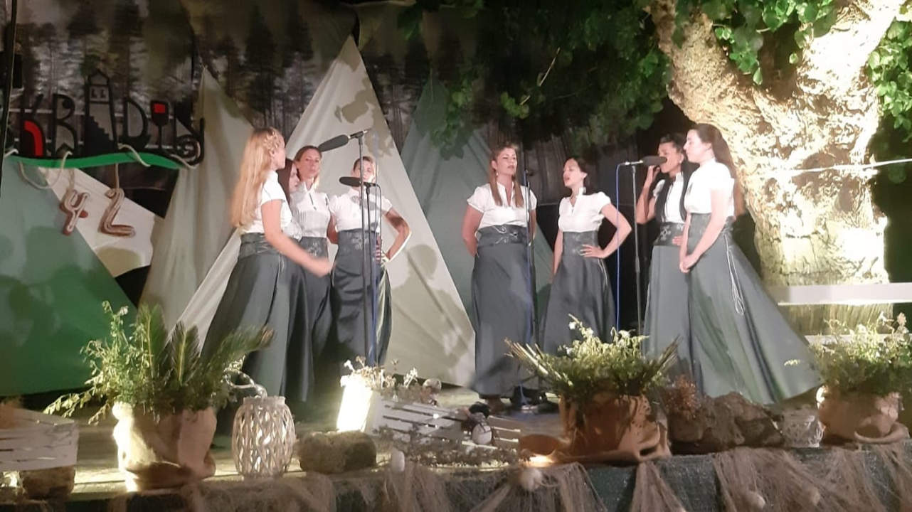 Zagrebačka klapa 'Bošket' briljirala na 42. Susretu dalmatinskih klapa u Skradinu