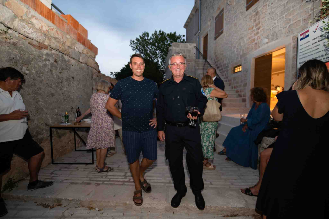 U kući Šare svečano proglašeni laureati zaslužni za 100 godina zlarinskog turizma