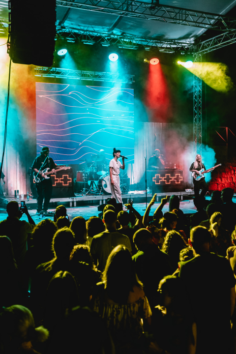 I Meghan Markle bi plesala da je bila na sv. Mihovilu: Konstraktin ‘zdrav’ plesnjak za publiku od vrtića do umirovljenika!