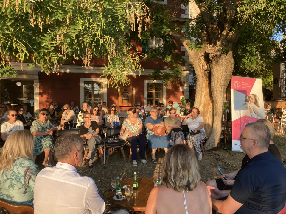 'Zdrava kava s doktorima' u Šibeniku okupila dosad najveći broj sudionika 