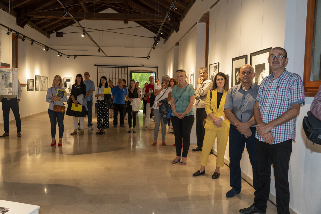 Svečano otvoren 1. Međunarodni trijenale portreta u Kninu