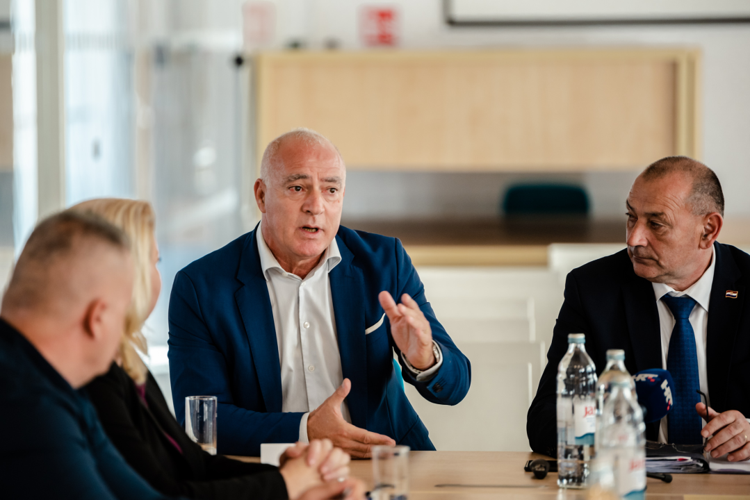 Ministar Medved u Veteranskom centru: 'Uvjeren sam da ćemo do kraja godine imati četiri ovakva centra'