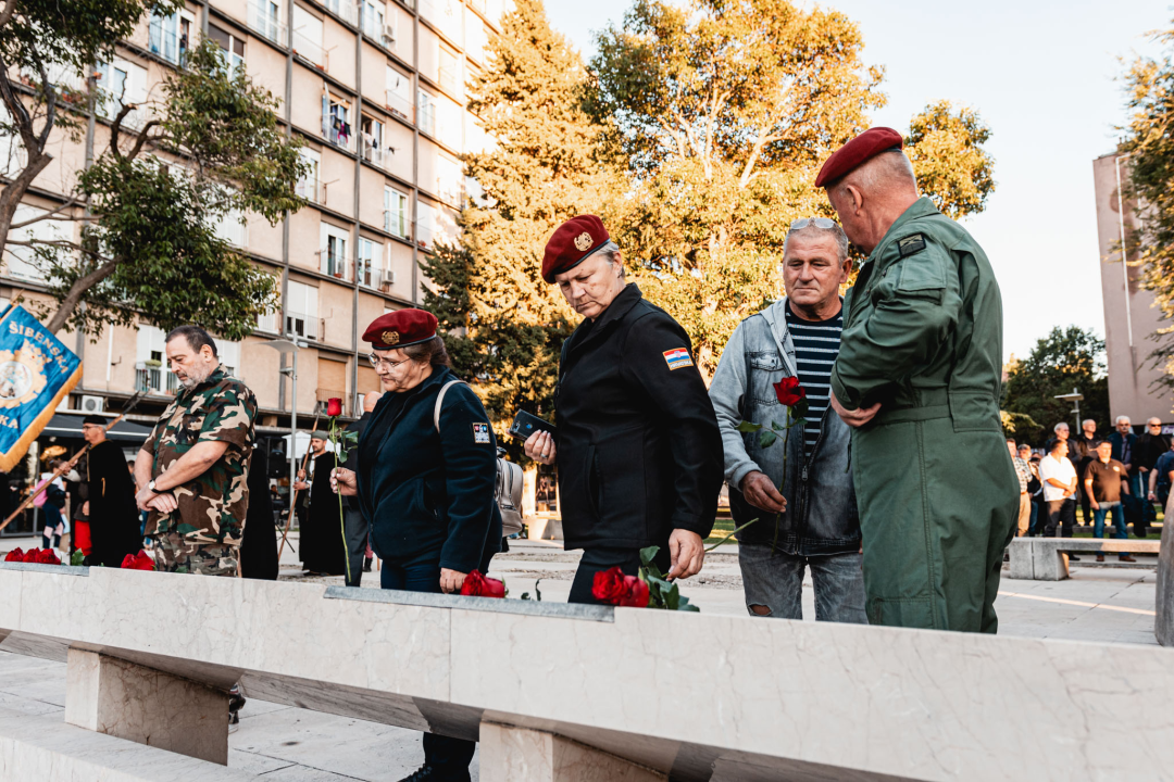 Šibenčani komemoracijom na Baldekinu i mimohodom obilježili 31. obljetnicu Rujanskog rata
