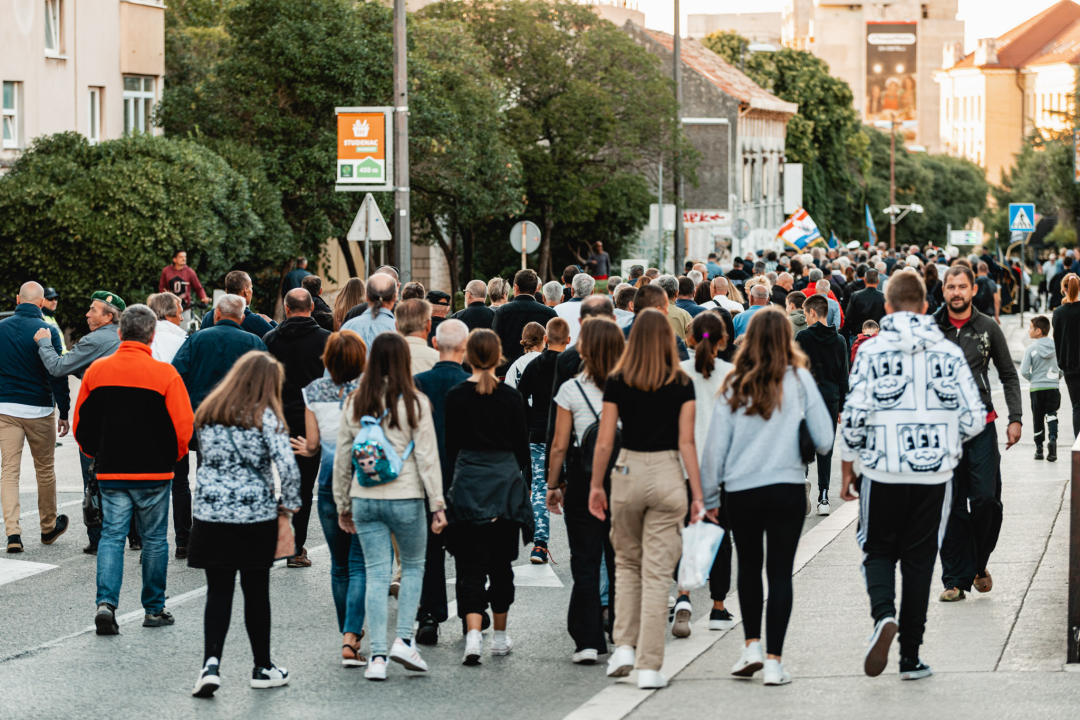 Šibenčani komemoracijom na Baldekinu i mimohodom obilježili 31. obljetnicu Rujanskog rata