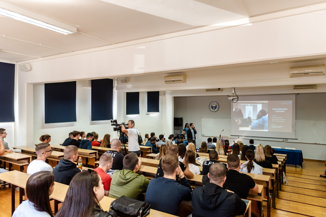 Na Veleučilištu u Šibeniku počela akademska godina, studente pozdravio dekan: 'Ne ustručavajte se raspravljati s profesorima'