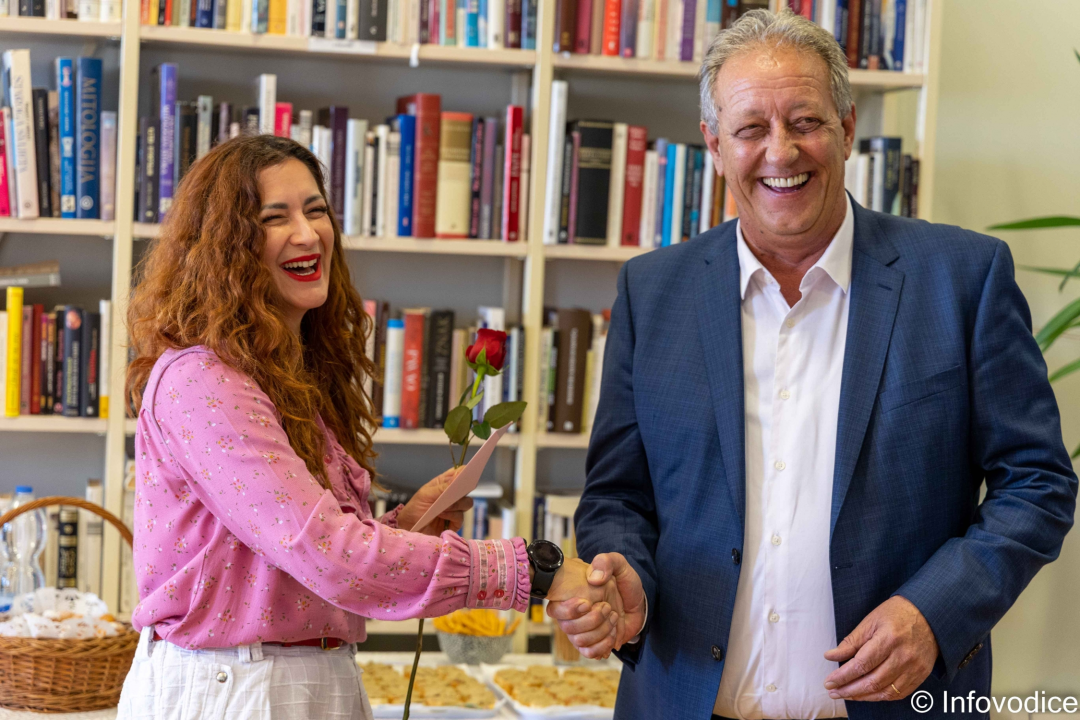 Grad Vodice darivao 114.000 kuna za 20 djece