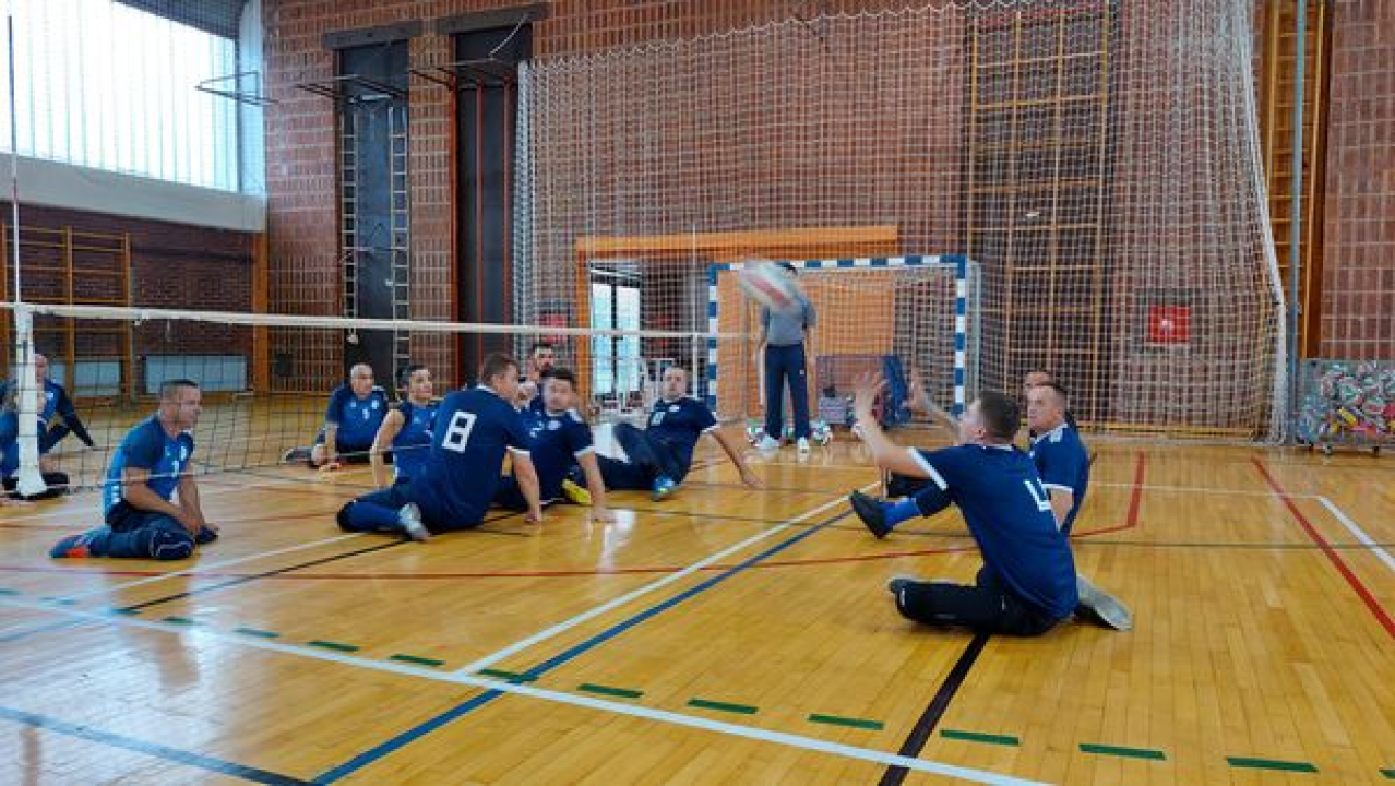 Klub sjedeće odbojke Knin 95 upisao 6 bodova u dvije utakmice u Zagrebu