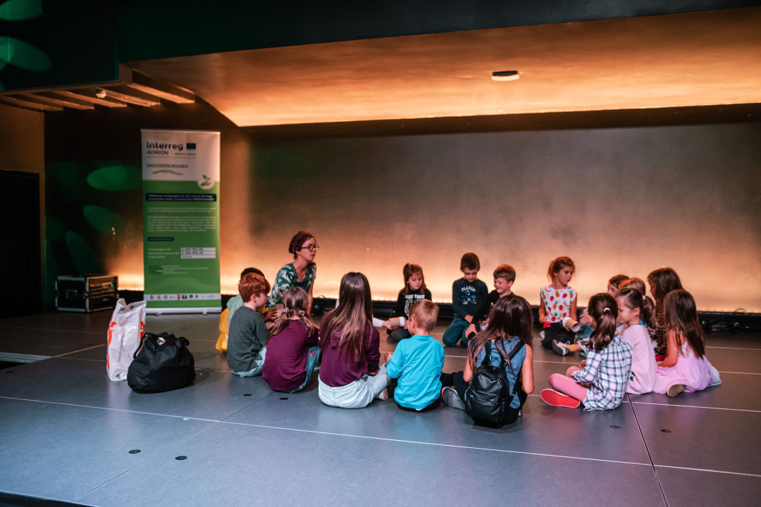 Veselo na posljednjem EMOUNDERGROUNDS događaju u Šibeniku!