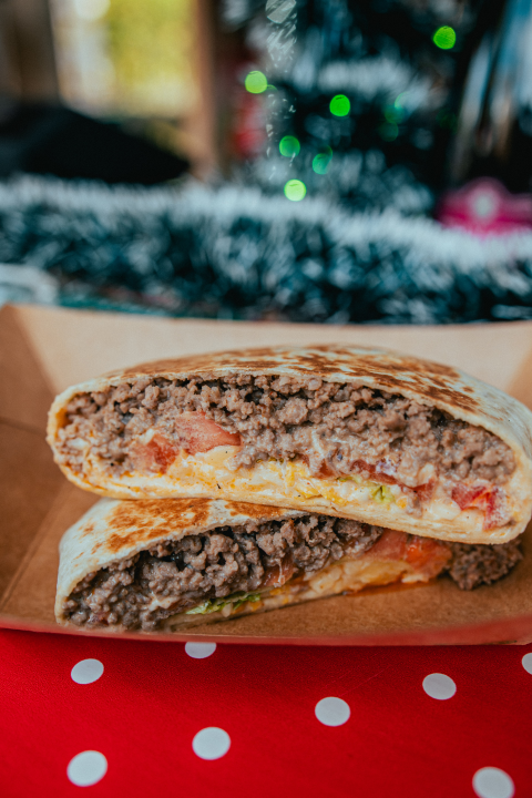 Adventura Šibenik pretvara u street food meku, probajte bao bun s buncekom, tradicionalni pispalj punjen jotom i gulaš od divljači!