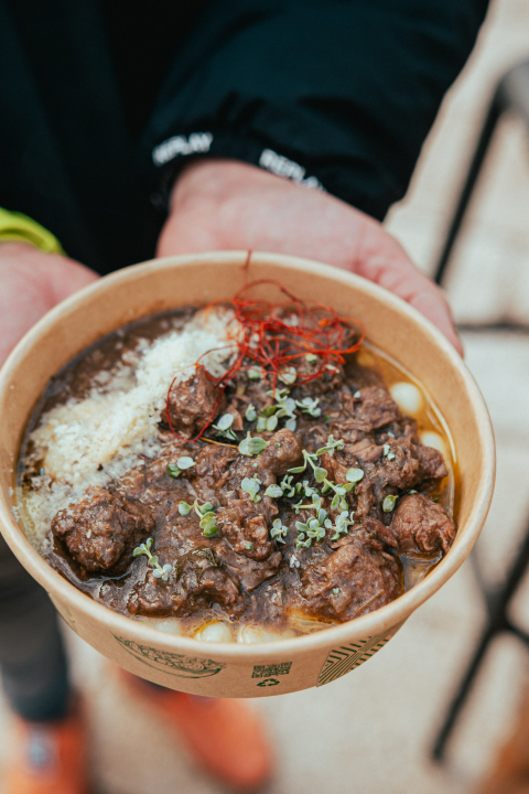 Adventura Šibenik pretvara u street food meku, probajte bao bun s buncekom, tradicionalni pispalj punjen jotom i gulaš od divljači!