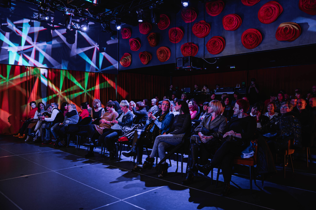 When Christmas Comes: Jelena Radan, Meri Jaman i Anita Valo u glazbenoj bajci u Arsenu